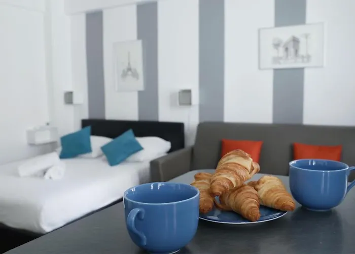 Arc De Triomphe-champs Elysees *